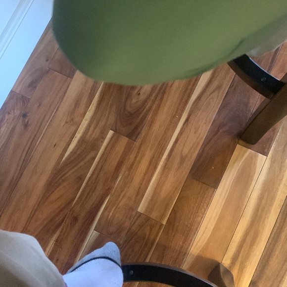 Meet your Posher, Emma - Picture 1 of 2